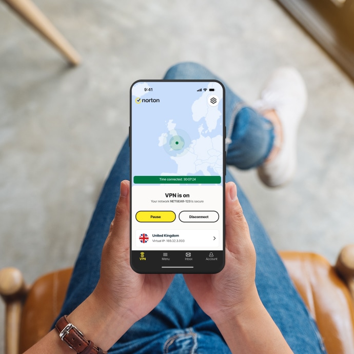 Telefone com "VPN ligada" no ecrã